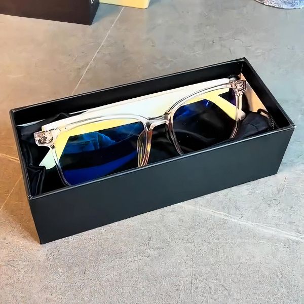 CommuGlasses - Natuurlijk gesprek, schakelen tussen apps niet nodig